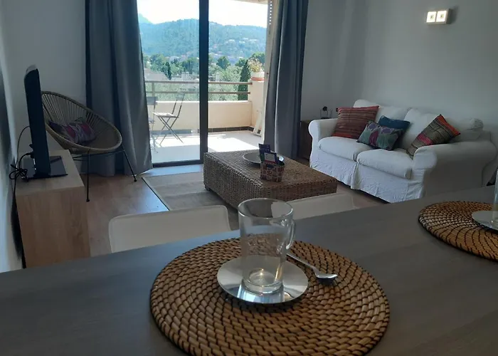 Moderno Apartamento Con Vista A La Montana